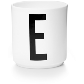 Design Letters Porslinsmugg A-Z E