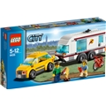4435 Bil med campingvogn