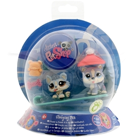 Littlest Pet Shop Sledging Fun