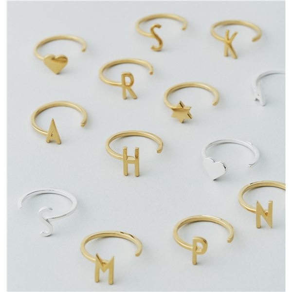 Design Letters Ring Gold A-Z (Bilde 2 av 2)