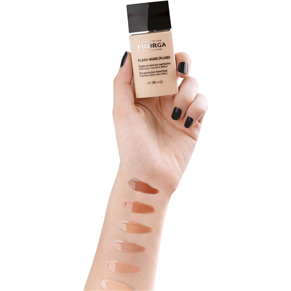 Filorga Flash Nude Fluid (Bilde 4 av 5)