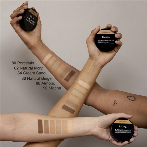 IsaDora Nature Enhanced 
Compact Foundation (Bilde 3 av 3)