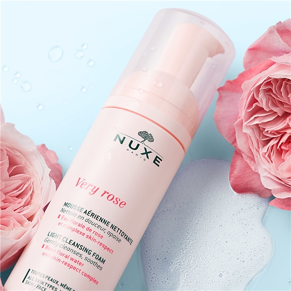 Very Rose Light Cleansing Foam (Bilde 4 av 4)