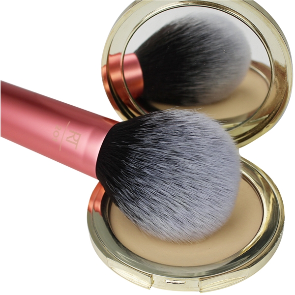 Real Techniques Powder Brush (Bilde 3 av 5)