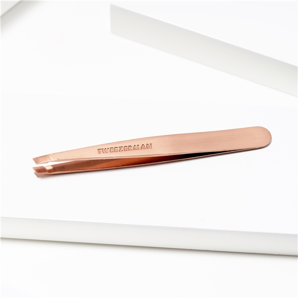 Tweezerman Rose Gold Slant Tweezer (Bilde 7 av 8)