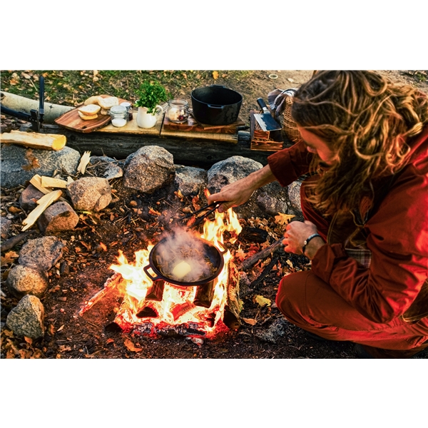 Satake Outdoor Støpejernsgryte med stekelokk (Bilde 7 av 7)