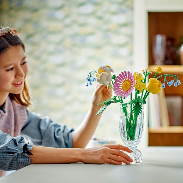 10347 LEGO Botanicals Liten Sommerbukett (Bilde 6 av 7)
