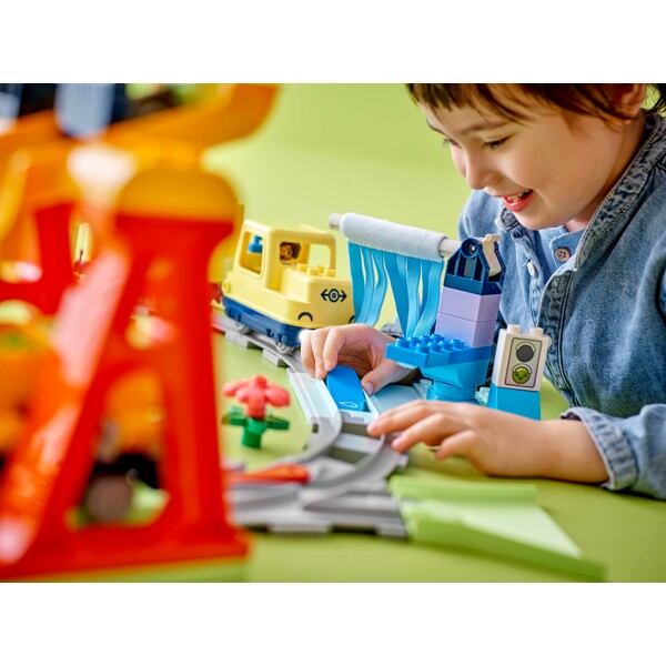 10428 LEGO Duplo Stor Interaktiv Pendlertog (Bilde 5 av 6)
