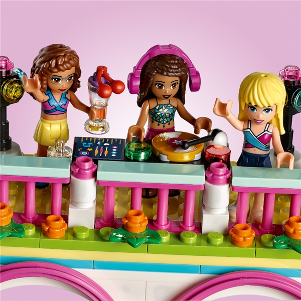 41347 LEGO Friends Heartlake Citys resort (Bilde 6 av 6)