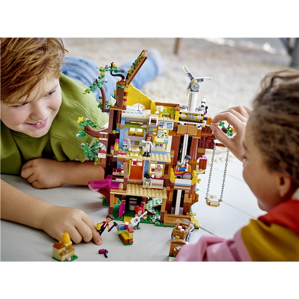 41703 LEGO Friends Hytte i Vennskapstreet (Bilde 7 av 7)