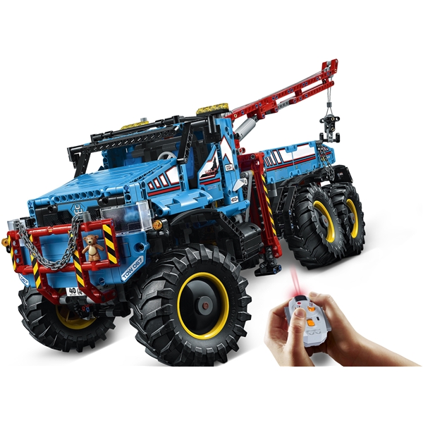 42070 LEGO Technic Terrenggående Bergingsbil (Bilde 5 av 6)