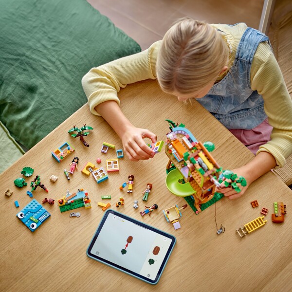 42652 LEGO Friends Vennskapstrehytte (Bilde 4 av 6)