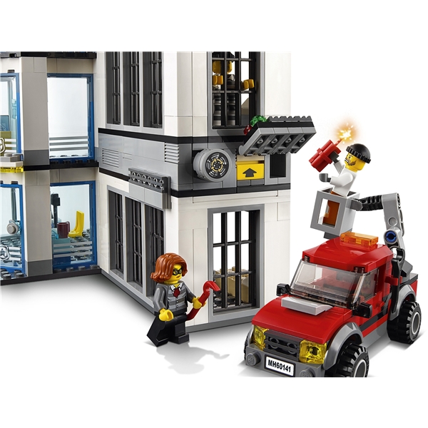60141 LEGO City Politistasjon (Bilde 7 av 9)