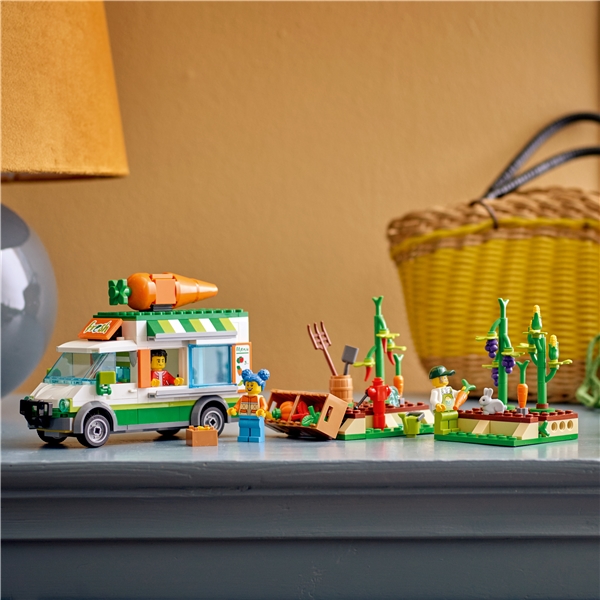 60345 LEGO City Bondens Marked med Kassebil (Bilde 7 av 7)
