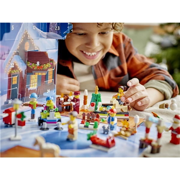 60352 LEGO City Julekalender (Bilde 4 av 6)