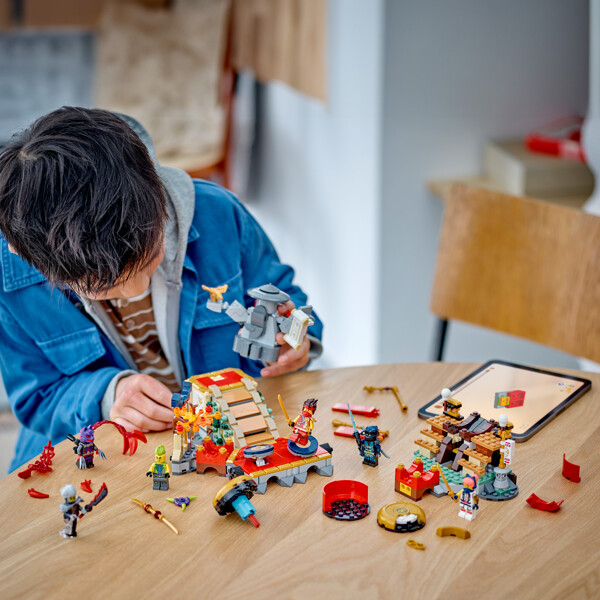 71818 LEGO Ninjago Turneringens Kamparena (Bilde 4 av 7)