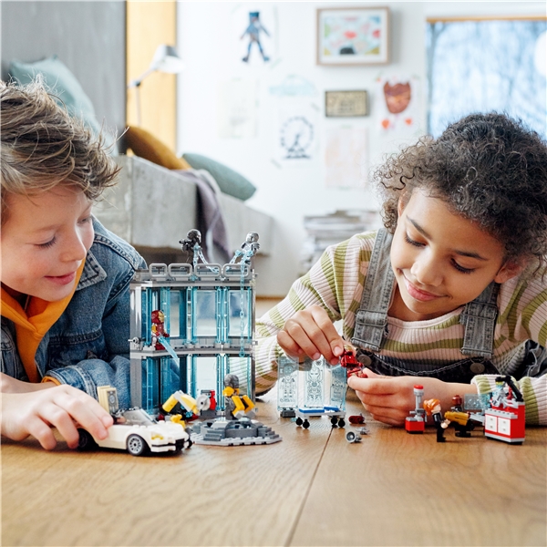 76216 LEGO Super Heroes Iron Mans Våpenlager (Bilde 5 av 7)