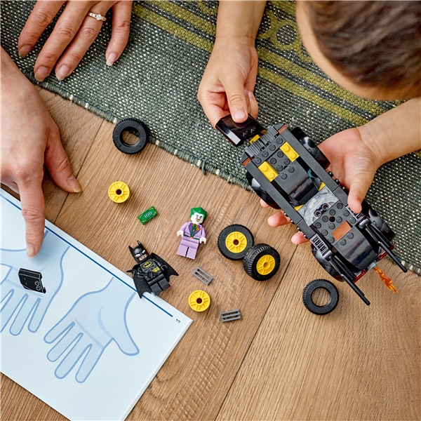 76264 LEGO Batmobil-Jakt: Batman mot Jokeren (Bilde 4 av 6)