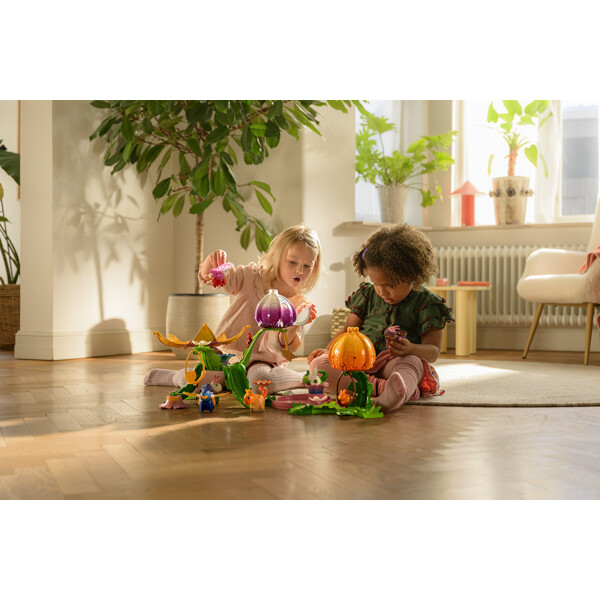 BRIO 36240 Flora Flower Village (Bilde 7 av 8)