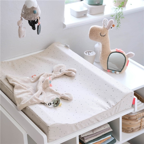 Done By Deer Changing Pad Confetti Sand (Bilde 2 av 3)