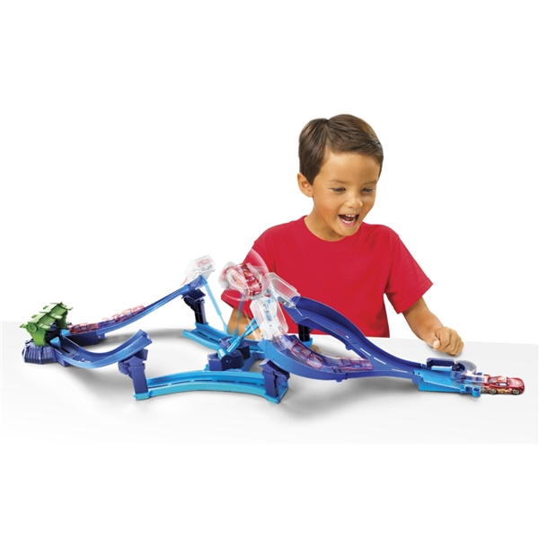 Cars 2 Tokyo Spinout Track - V3615 (Bilde 2 av 3)