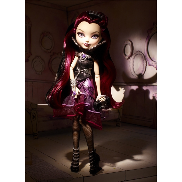 Ever After High - Core Rebel Doll Raven Queen (Bilde 2 av 3)