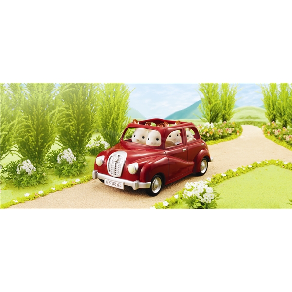 Sylvanian Families Family Saloon Car (Bilde 1 av 2)