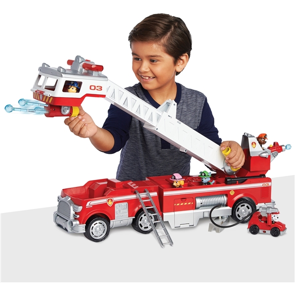 Paw Patrol Ultimate Fire Truck Lekesett (Bilde 2 av 7)