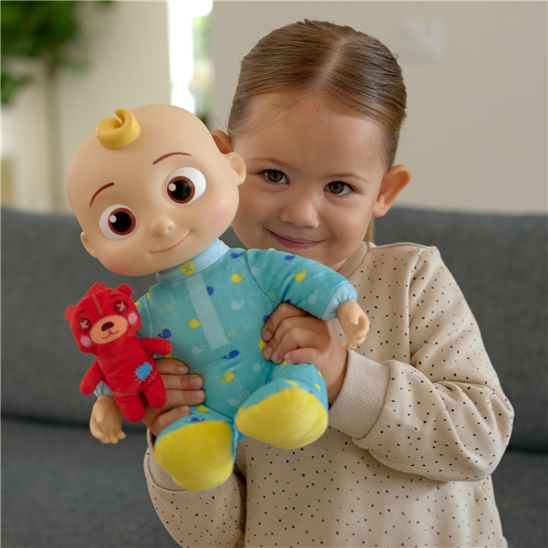 Cocomelon Musical Bedtime JJ Doll (Bilde 5 av 7)