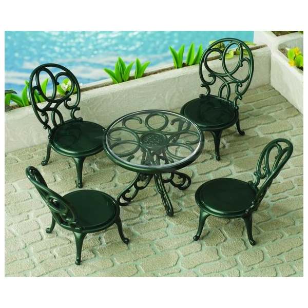 Sylvanian Families Ornate Garden Table & Chairs (Bilde 1 av 2)