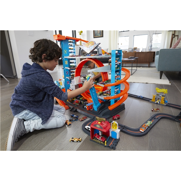Hot Wheels Ultimate Loop Garage (Bilde 4 av 5)