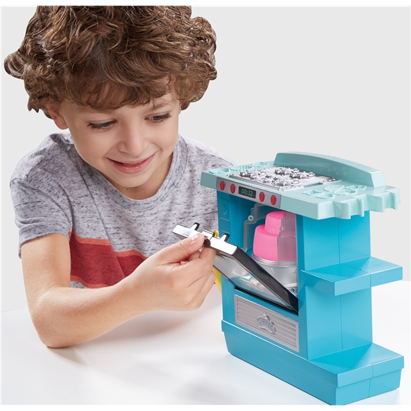 Play-Doh Kitchen Creations Rising Cake Oven (Bilde 6 av 6)